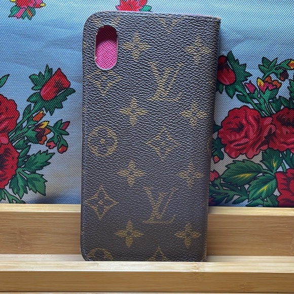 Louis Vuitton iPhone X phone case - Picture 2 of 6